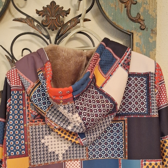 Colorful Patchwork Puffer Coat with Faux  Fur Trim. NWOT Size Large - Picture 13 of 17